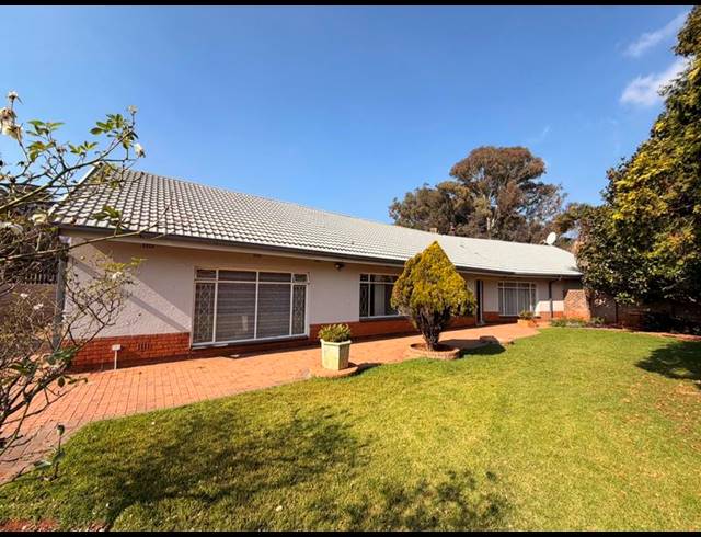 5 BEDROOM PROPERTY TO RENT IN HENLEY-ON-KLIP